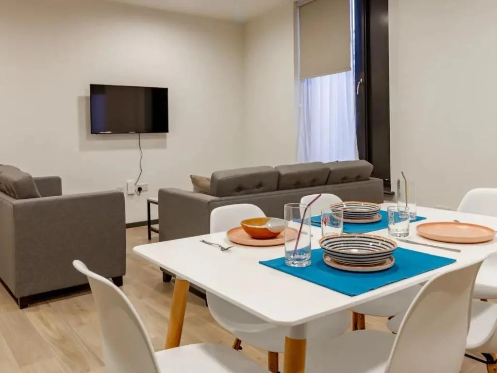 1 Night Free Private Rooms in LEICESTER - SK