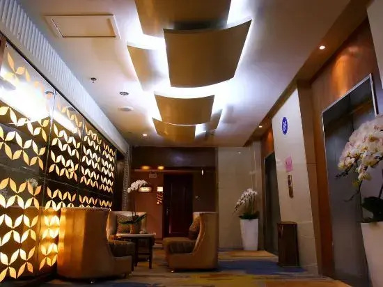 Kunming Nanyang Hotel (Xinluojiawan New Asia Sports City Subway Station)