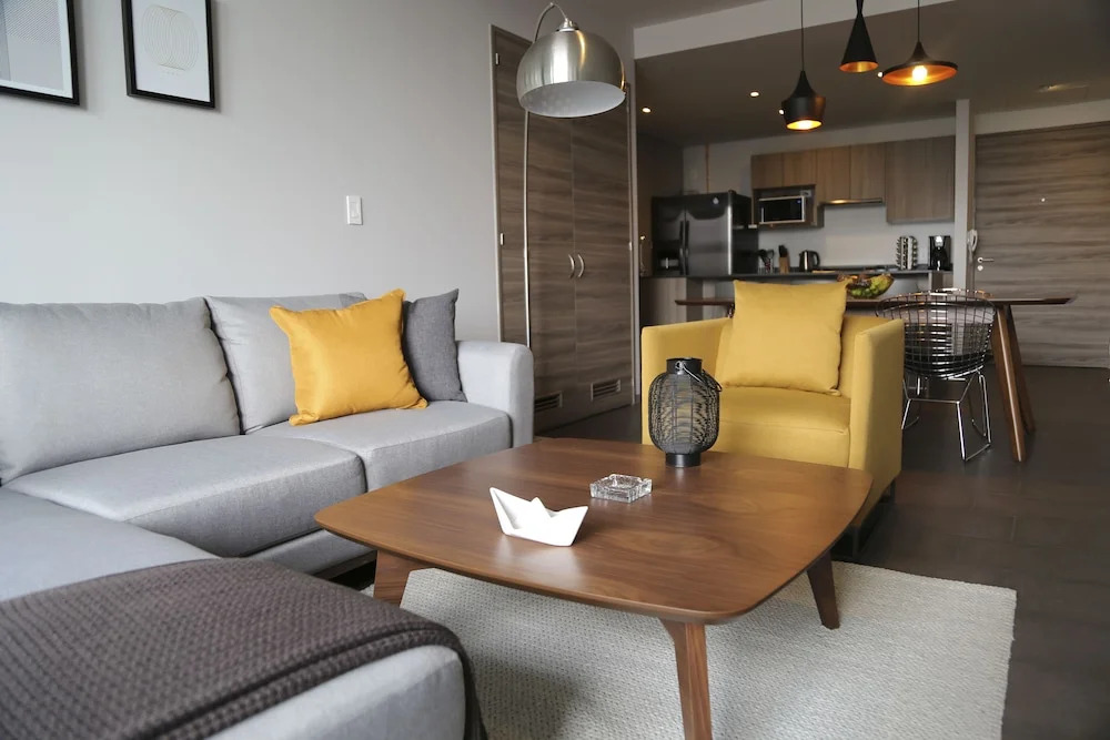 City Vistas Apartment by Mr.W