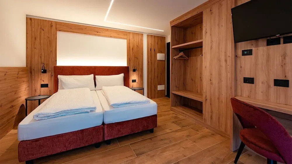 Dolomites Room and Breakfast Formiè