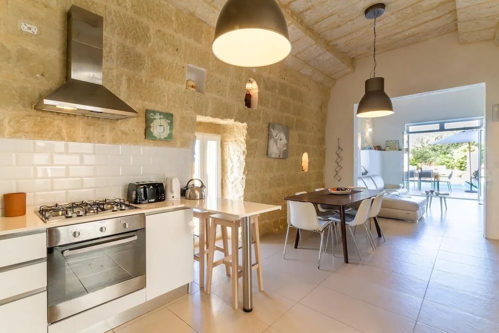 Ta Patee Pool Farmhouse in Gozo