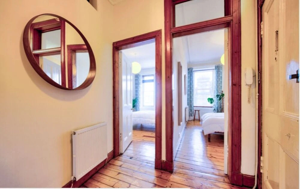 5 Star Old Town Apartment