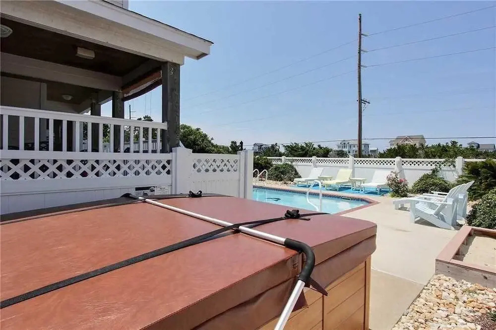 Surfs Inn #35 5 6 Br Home