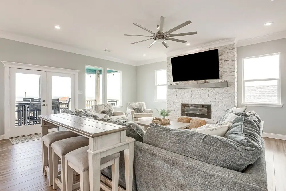 'footprints in the Sand' - Luxe Freeport Home!