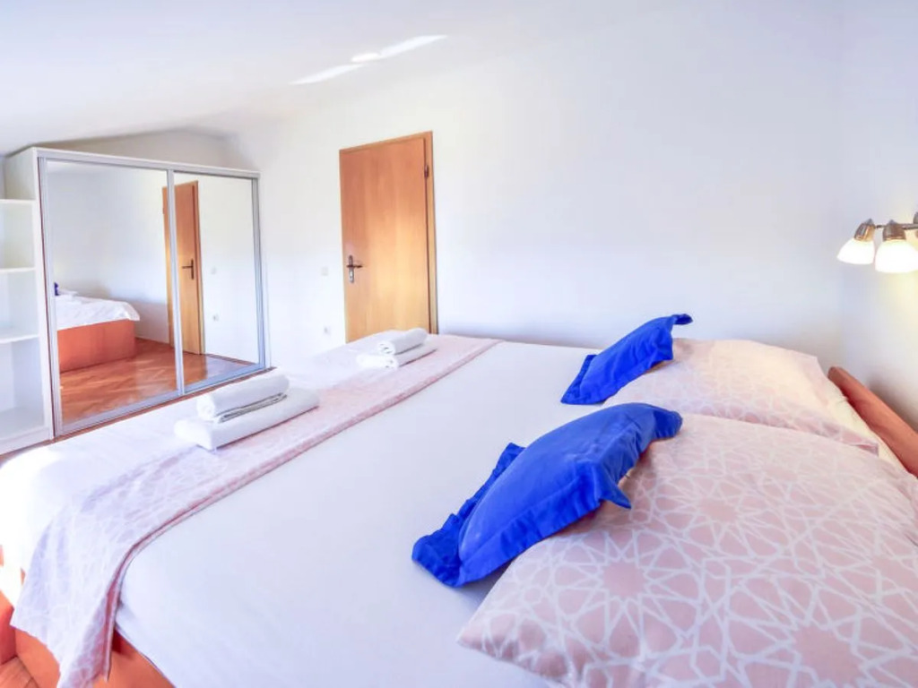 Apartment Damir Tampere 32379