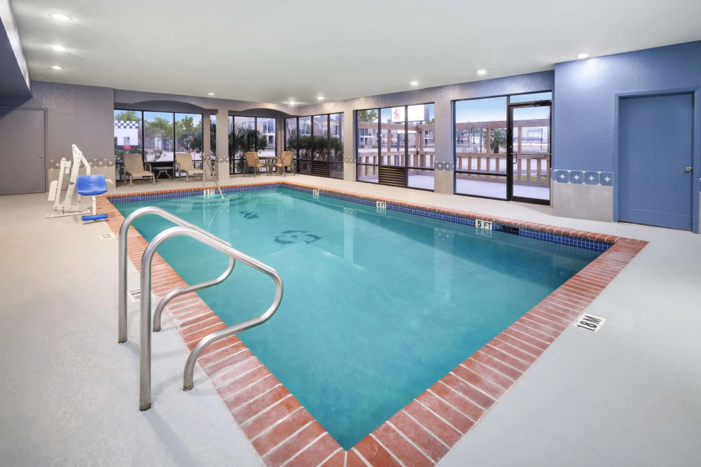 Melrose @ Seabrook, BW Signature Collection by Best Western