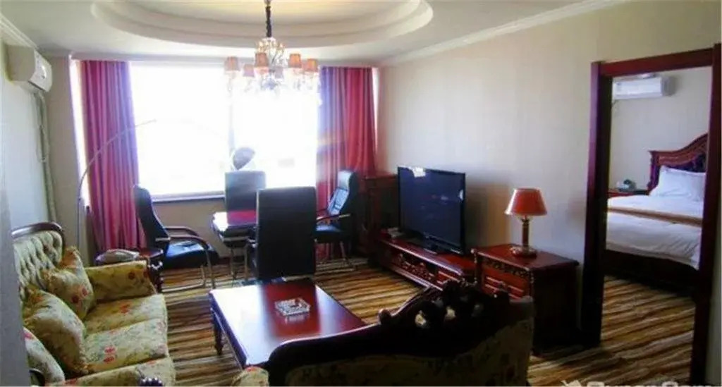 Zhongwei Grand Hotel