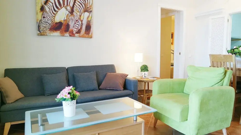 Family-friendly Stay by the Sea