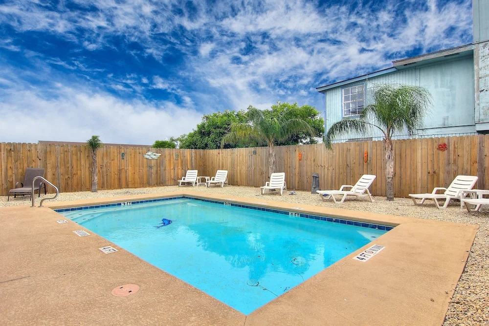 Sandy Bottoms 408 by RedAwning