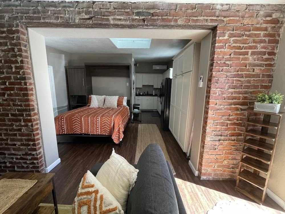The Olde Mill Inn Bed & Breakfast