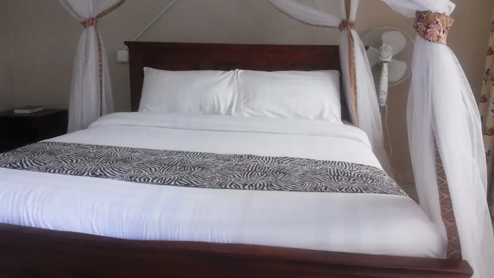 Lavic Country Resort Adjumani