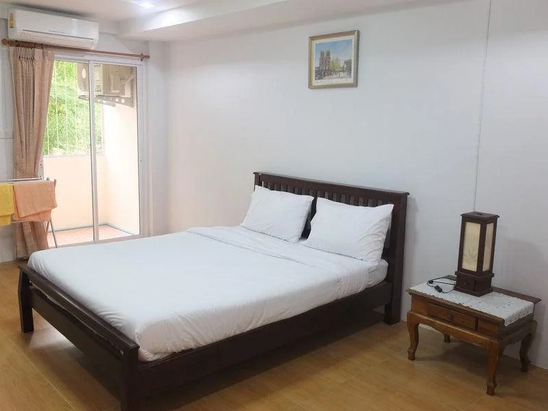 Somjit House