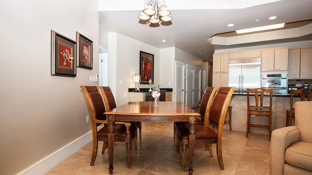 Two Bedroom Penthouse With Spacious Balcony - Unit Crdph16