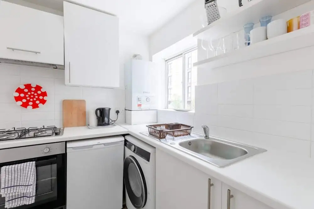 Cosy 1bedroom Flat - 2 Min Walk to Kensington Gardens!