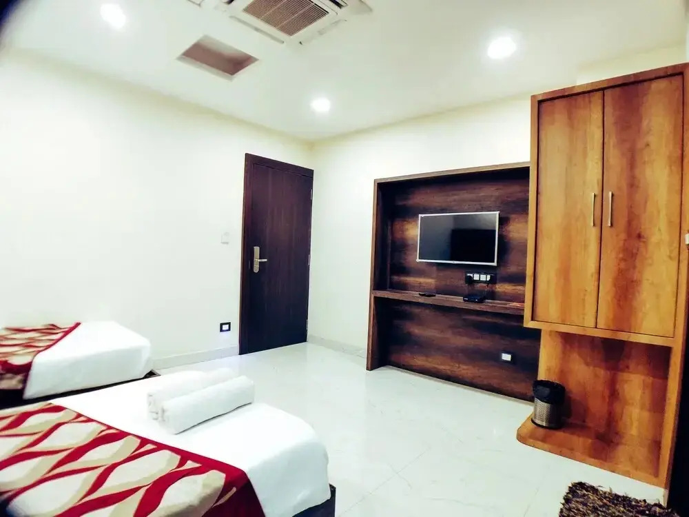 Hotel Orchid  Inn
