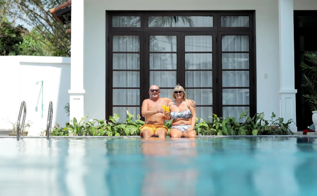 Tropical Garden & Pool Villa