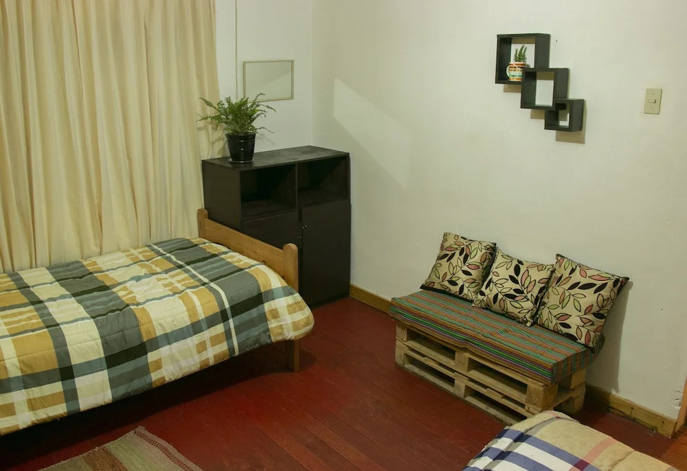 Pakocha House & Lodging