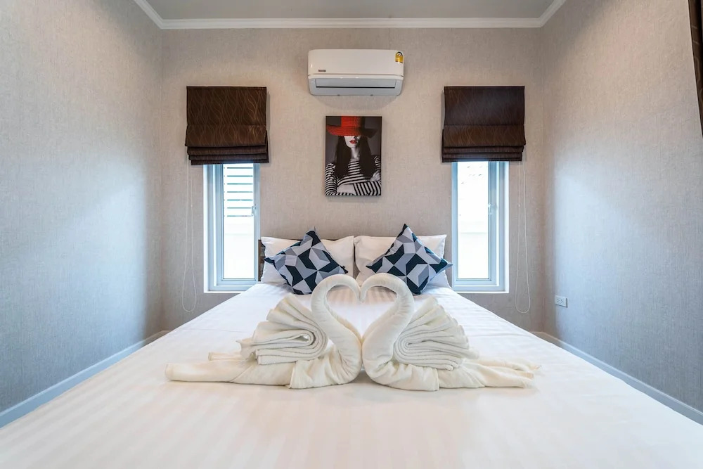 New 2 Bedroom Pool Villa C882