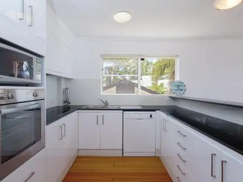 3 'The Clippers' 131 Soldiers Point Road - Fabulous Waterfront Unit