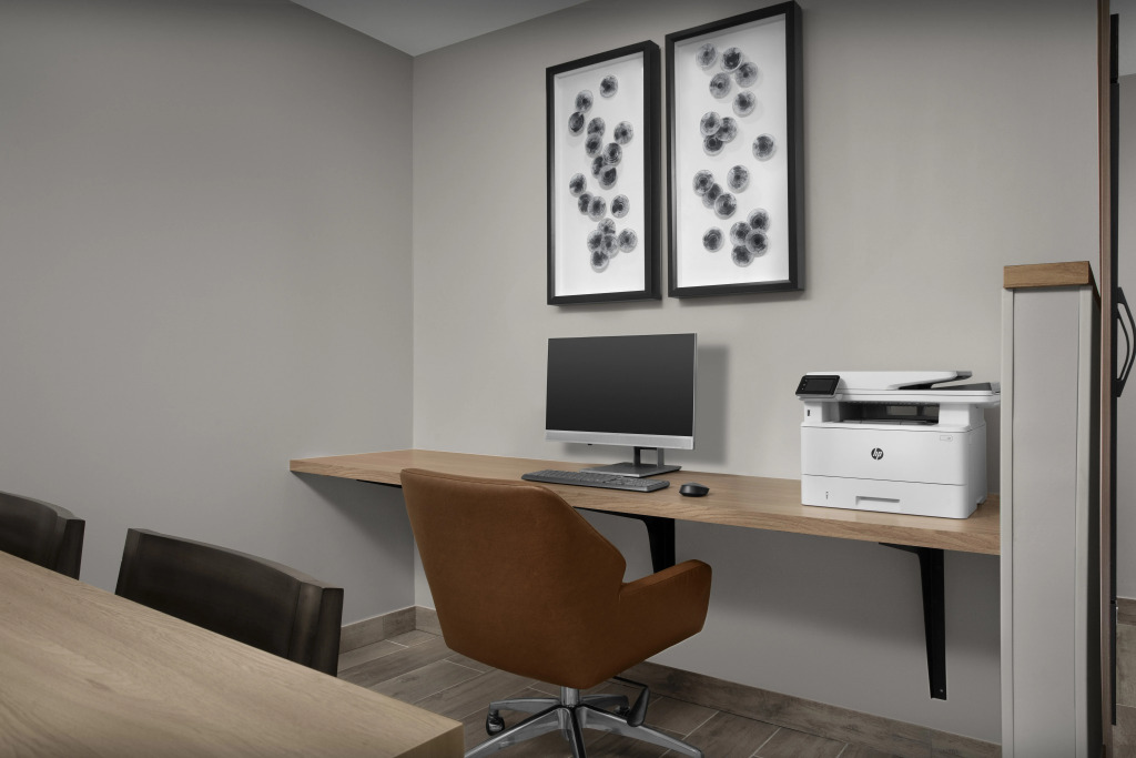 Candlewood Suites Jacksonville Southpoint