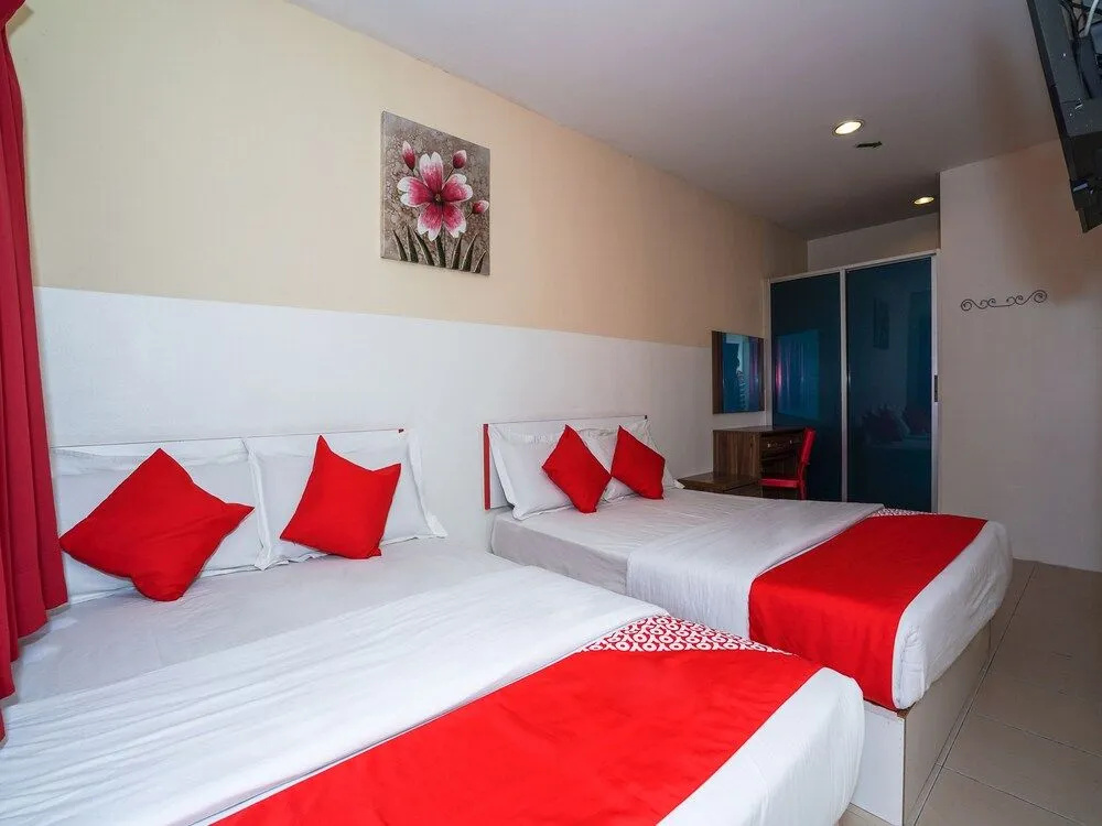 Swing & Pillows - My Home Hotel Wangsa Maju