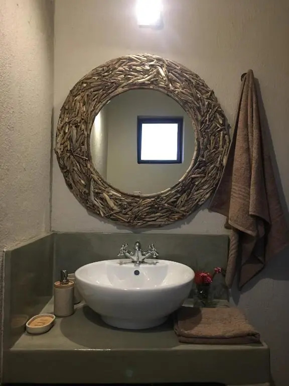 Zebra Lodge
