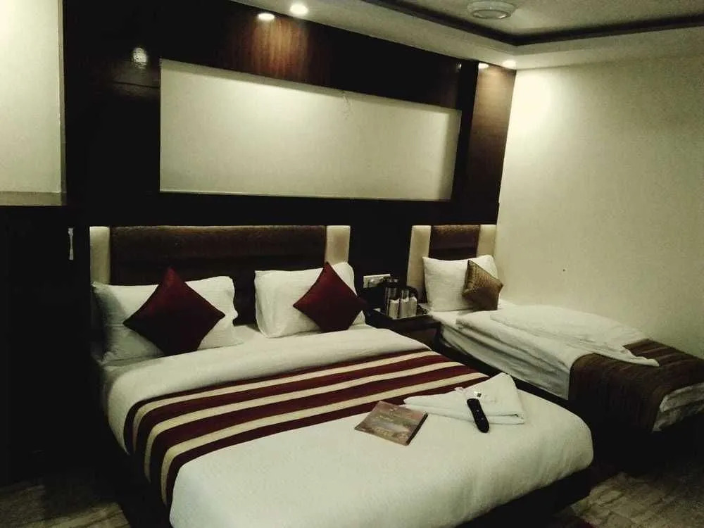 Hotel Shiv Dx