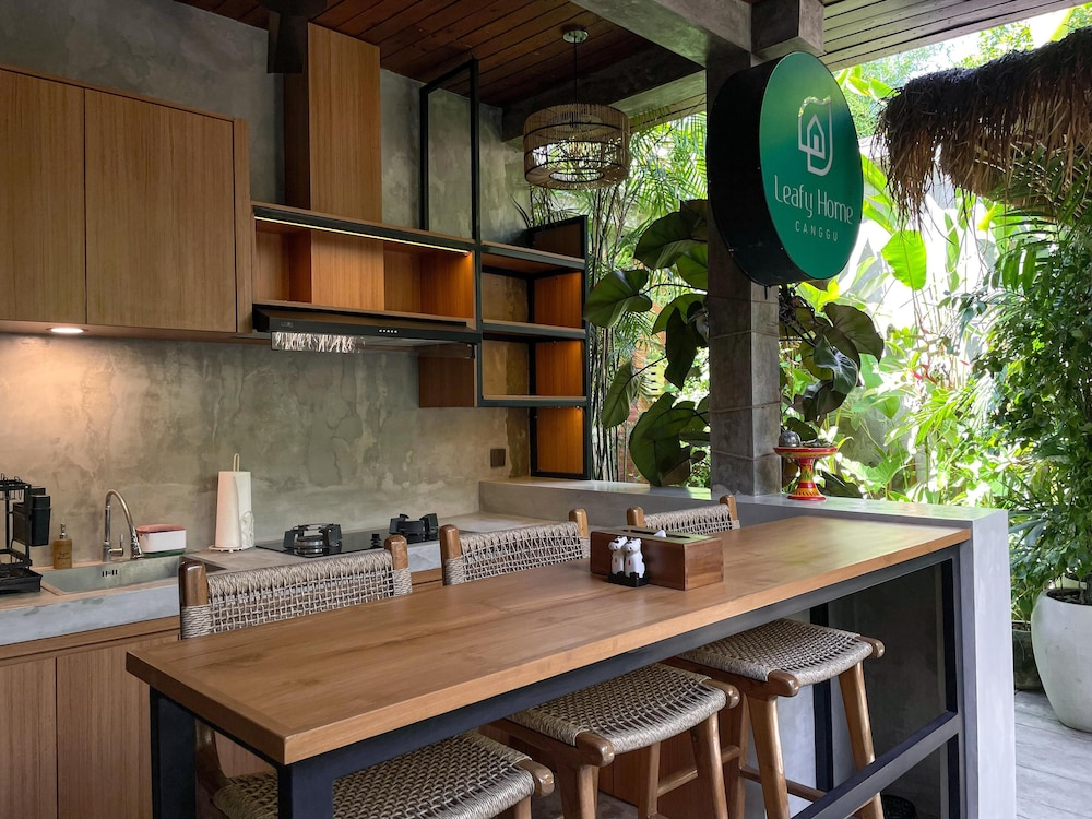 Leafy Home Canggu - 5 Mins Walk to Echo Beach