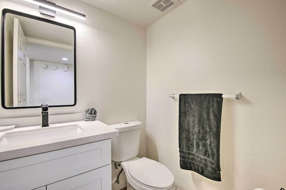 Hot Tub! Family-friendly Home, 8 Mi to Westgate