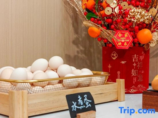 GreenTree lnn (Yulin Golden City Center Pedestrian Street Store)