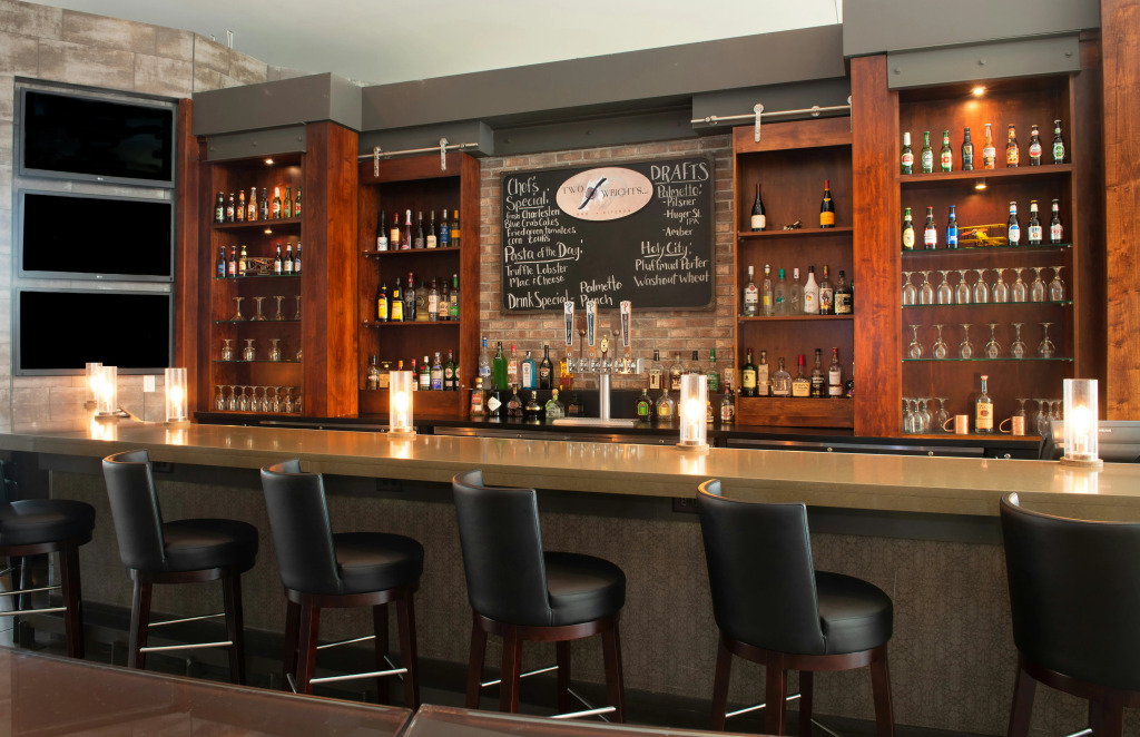 DoubleTree Hotel & Suites Charleston Airport