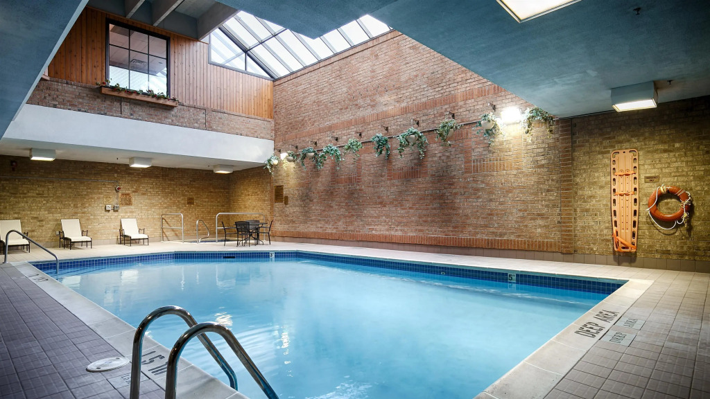 Best Western Plus Toronto Airport Hotel