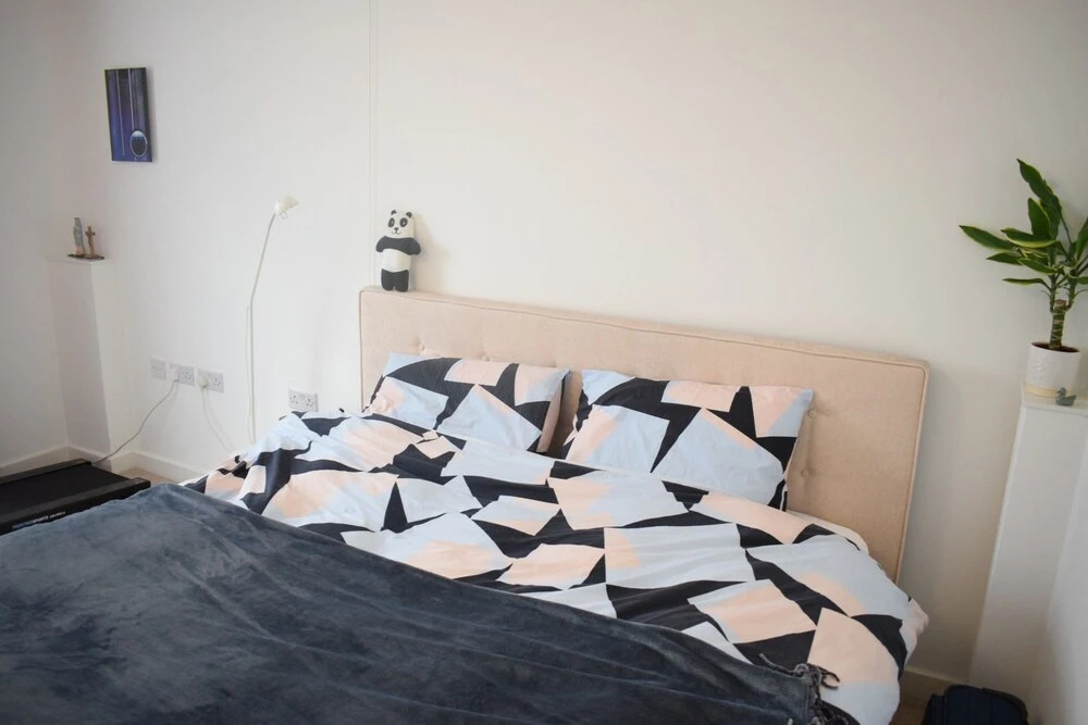 1 Bedroom Apartment With River View Roof Terrace Sleeps 2