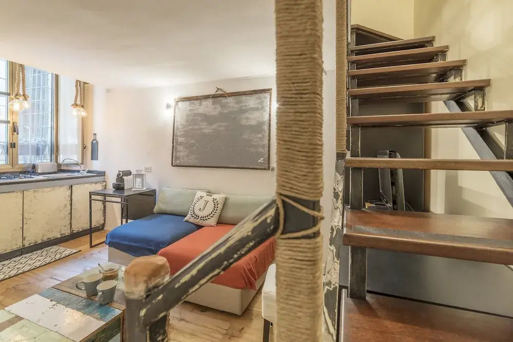 Rione Monti Studio Apt with private garden