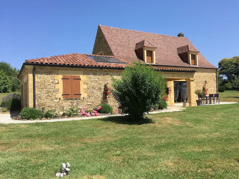 COMBAS village de gites