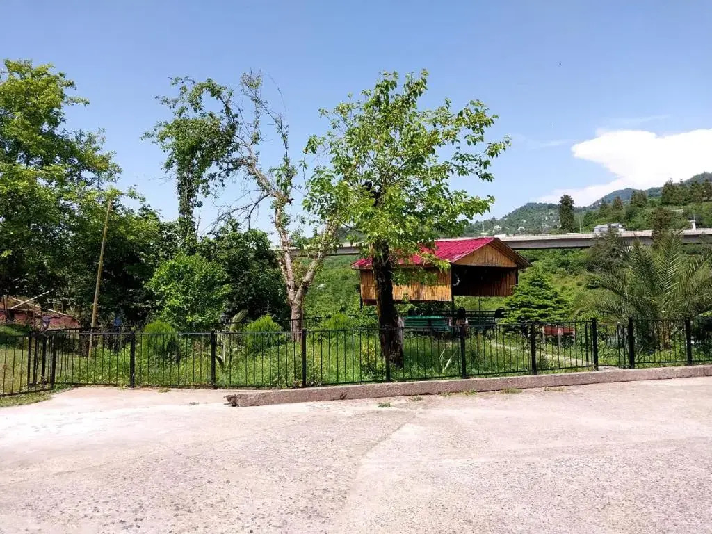 Lana's Guest House