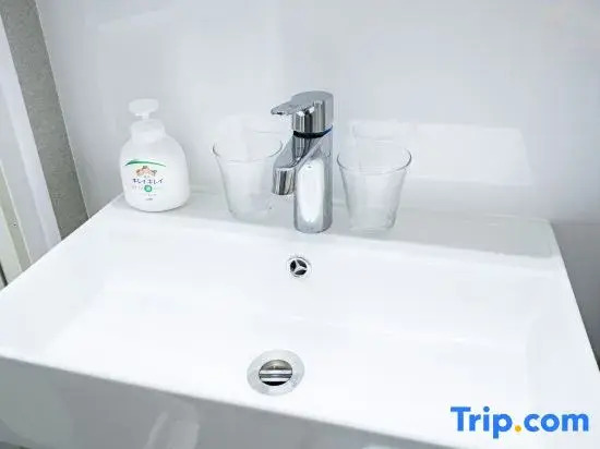 Quiet Japanese Style Residence 6 min to Shinagawa | Direct Access to Haneda | Floor Heating