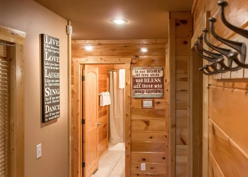 Birchwood Lodge