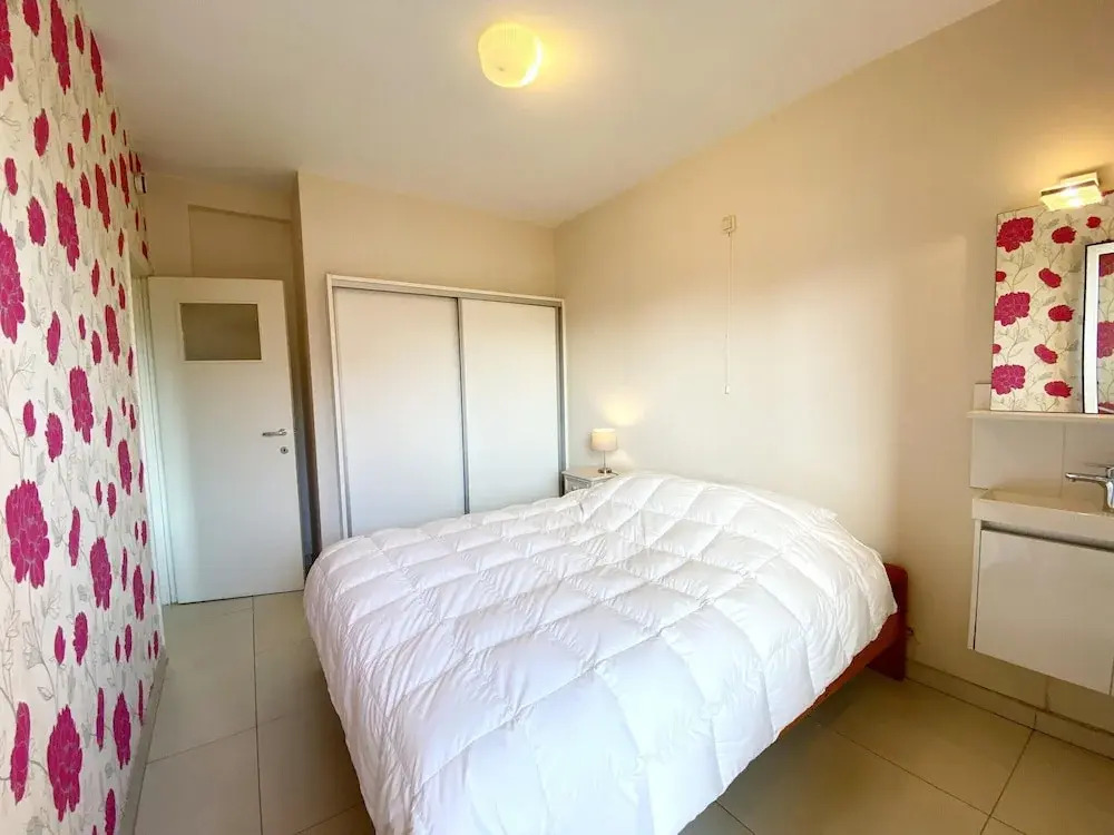Attic Apartment Nieuwpoort near Beach