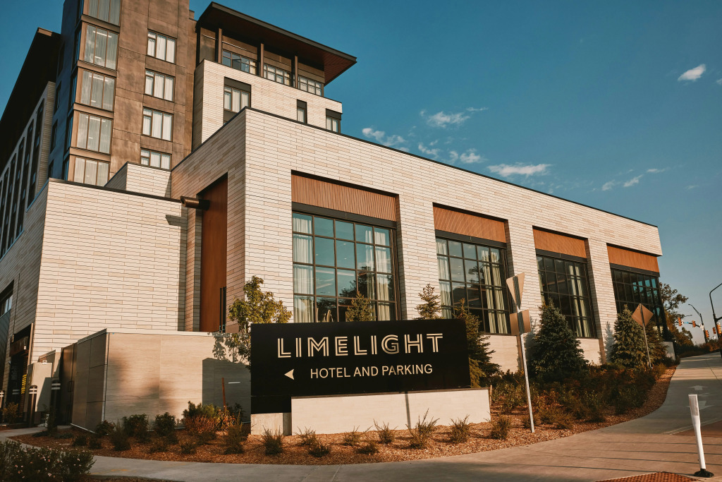 Limelight Boulder