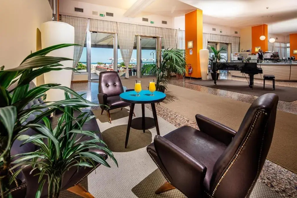 Hotel Astor