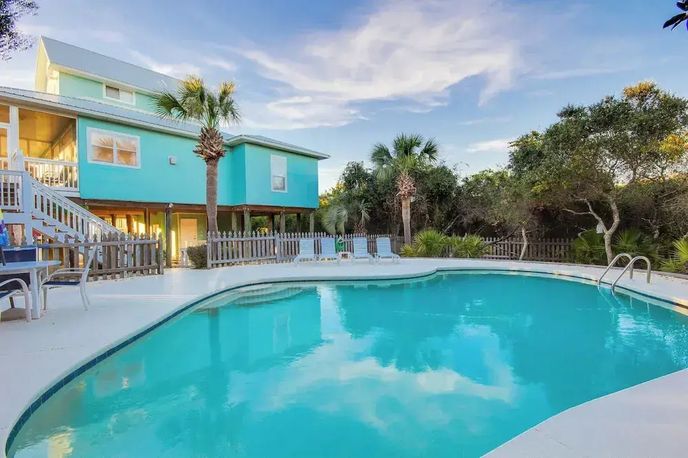 2305 S County Hwy - Cloud Nine