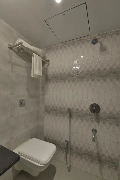 Hotel Residency Park Near Masjid Rly Station South Mumbai