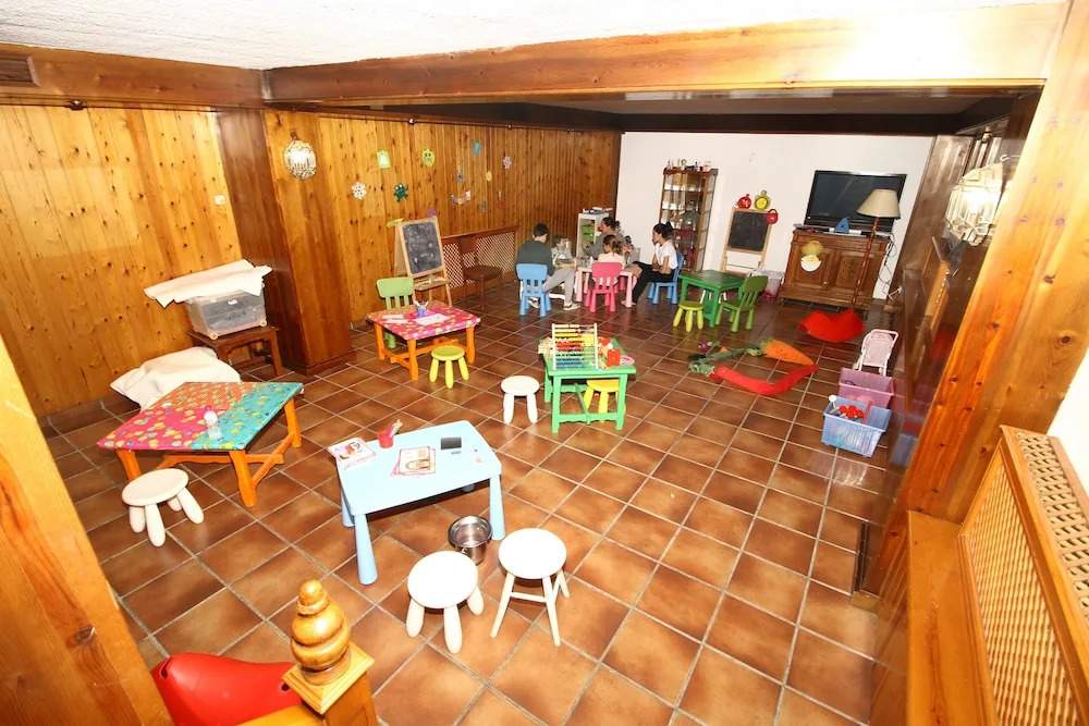 SNÖ Villa de Sallent 3