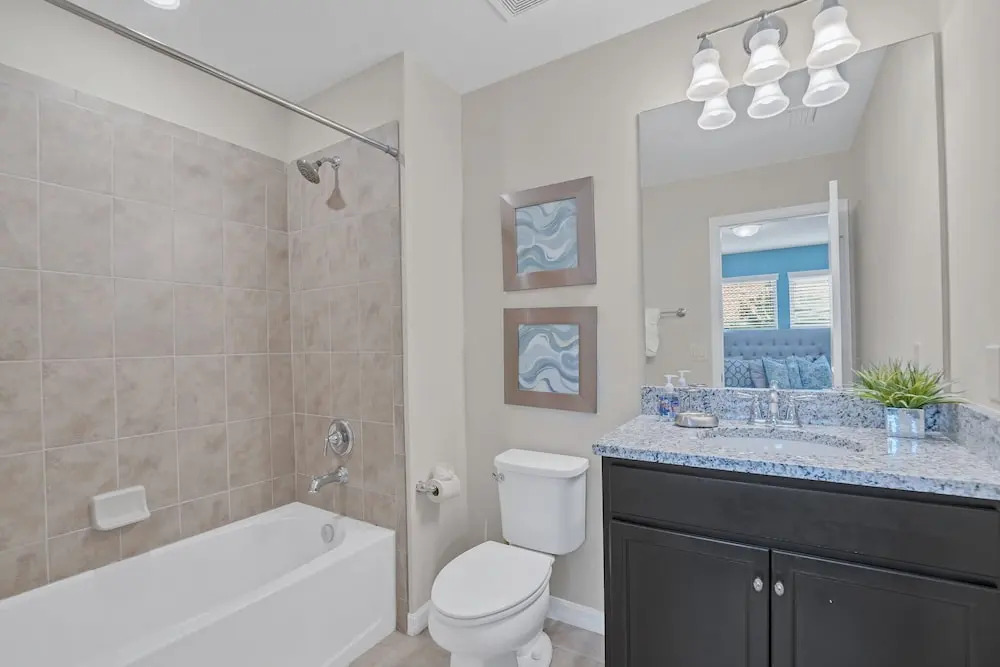 Deluxe and Roomy 6BD Home Close To Disney #6st413