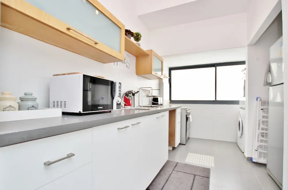 Amazing New 2BR Apt on Hilton Beach