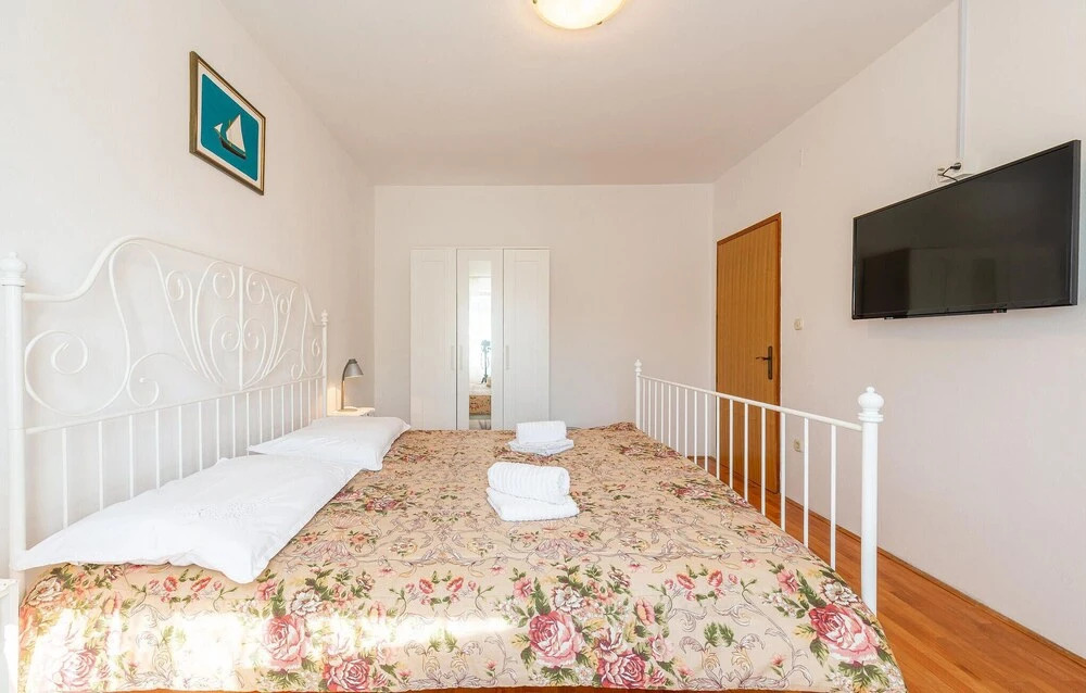 Awesome Apartment in Privlaka With 2 Bedrooms and Wifi