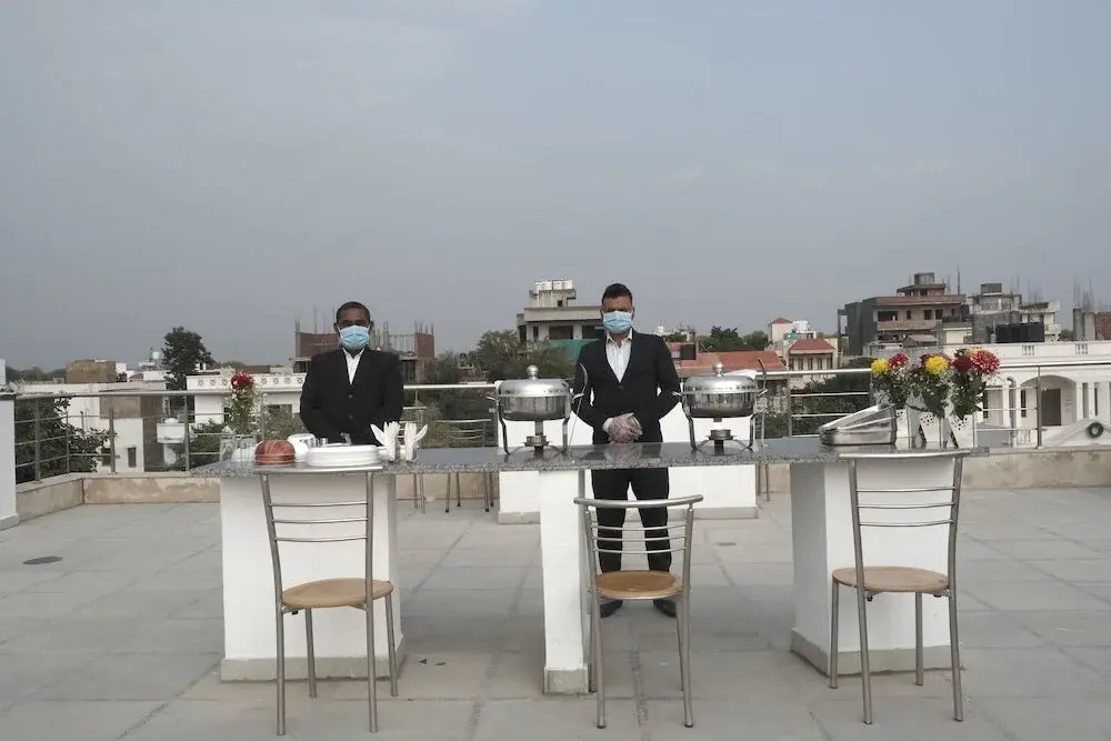 Capital O 87040 Hotel Kesar