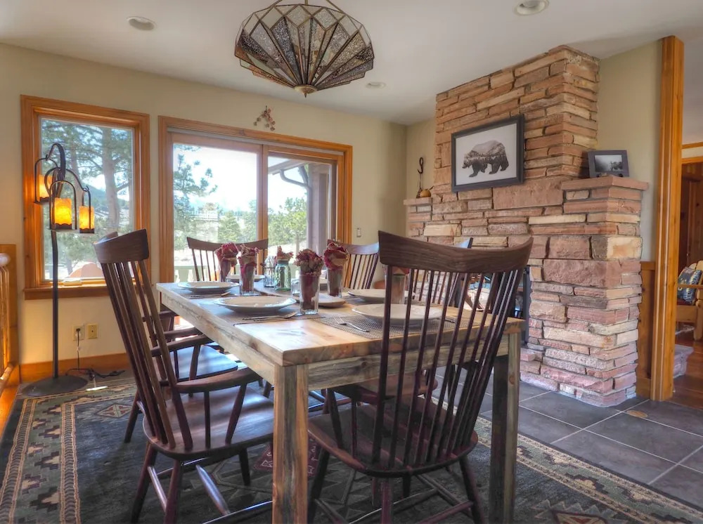 Longs Peak Lookout Cabin - 3 Br Cabin