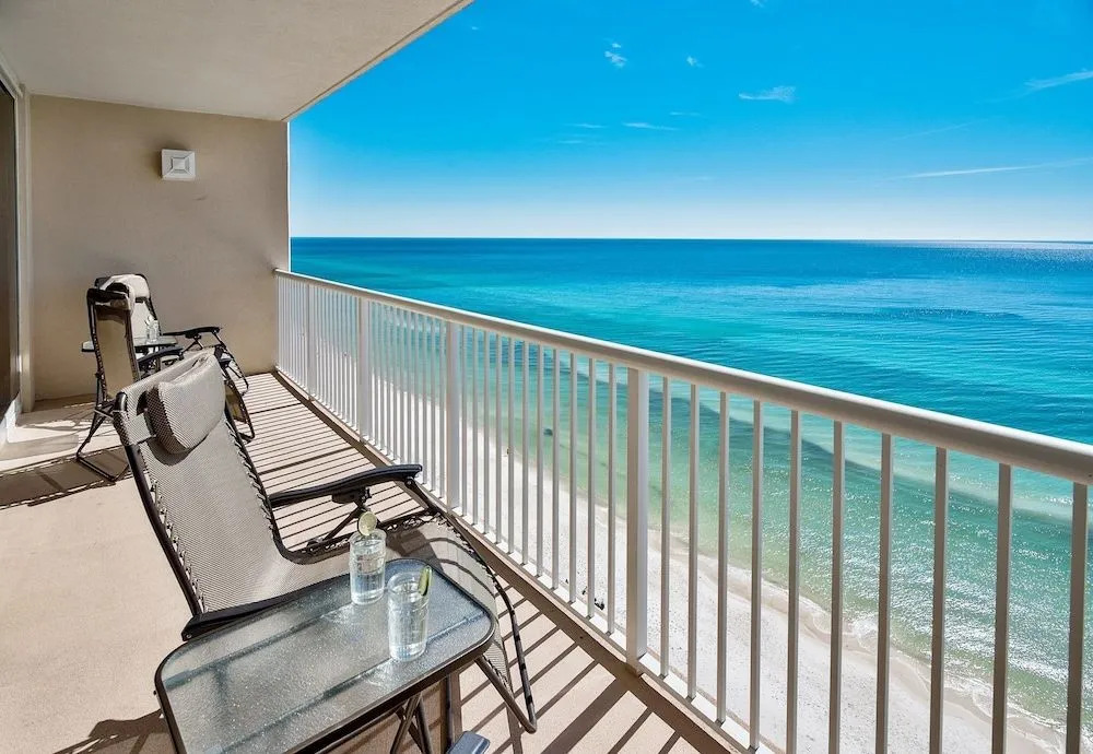 Majestic Beach 2 1704 835636 by RedAwning
